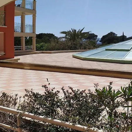 Apartamento Piscine Et *